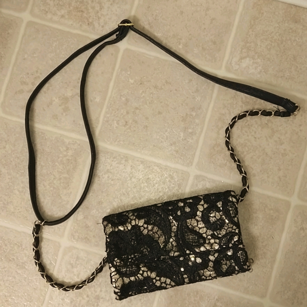 Small purse w/ black lace over gold sequin beading